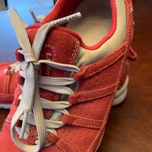 Lands End pull on shoes